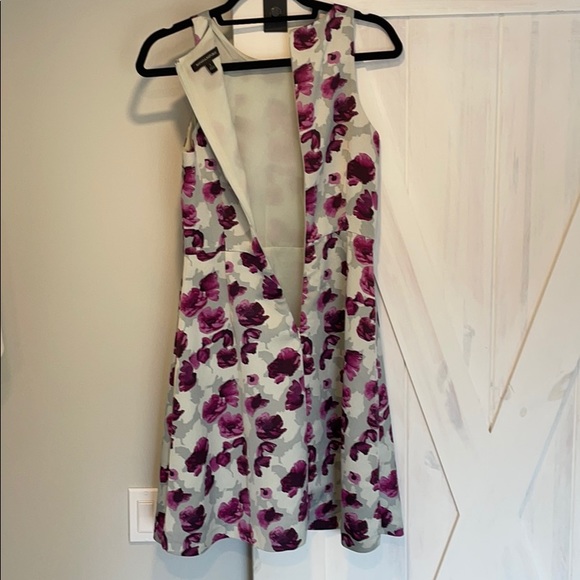 Banana republic floral patterned dress 🌸 - Picture 3 of 5